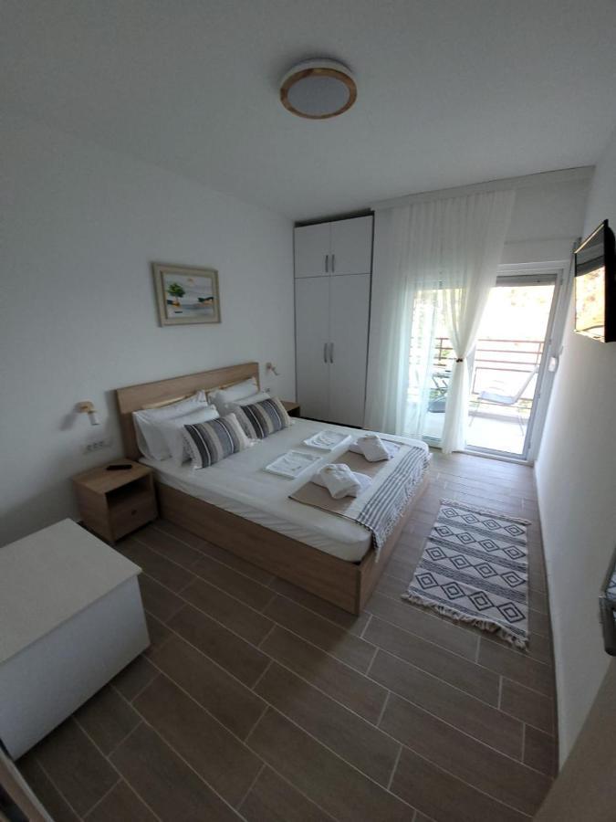Mago Apartments Nea Kallikrateia Eksteriør bilde